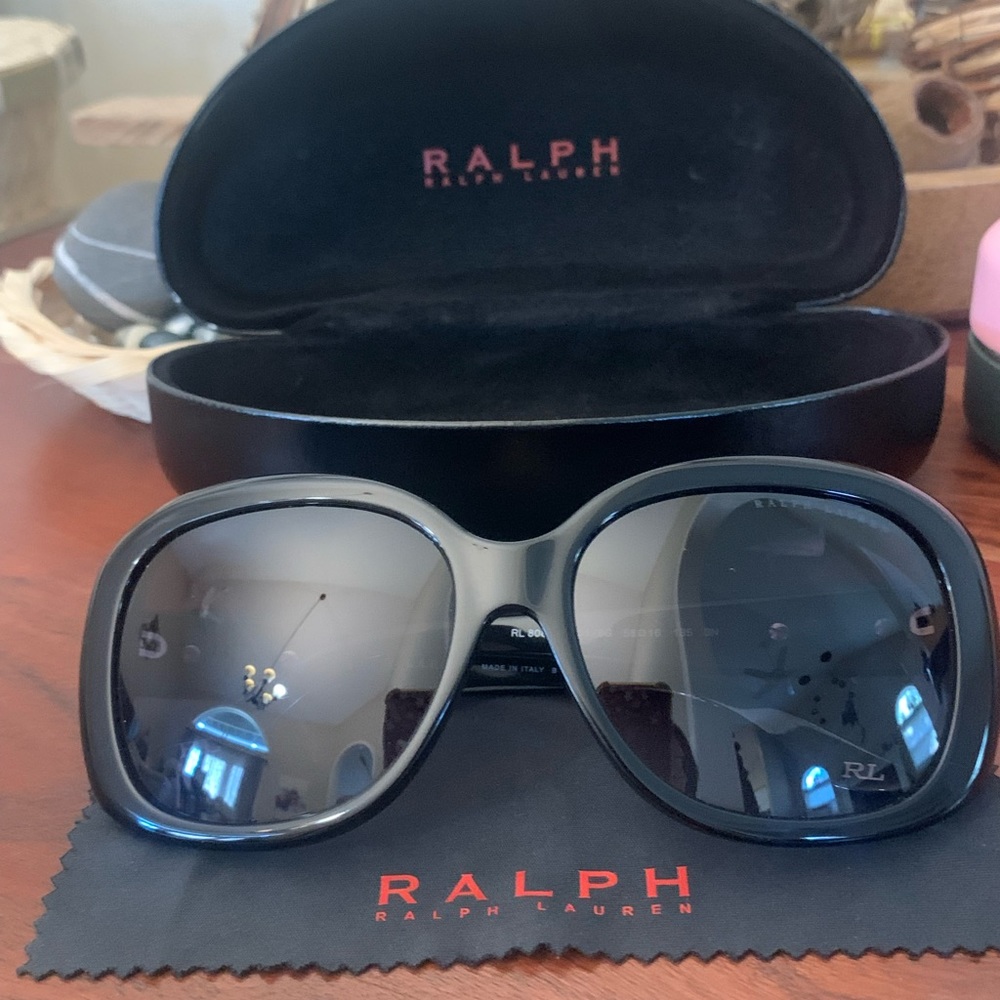 🌸Authentic Ralph Lauren Sunglasses